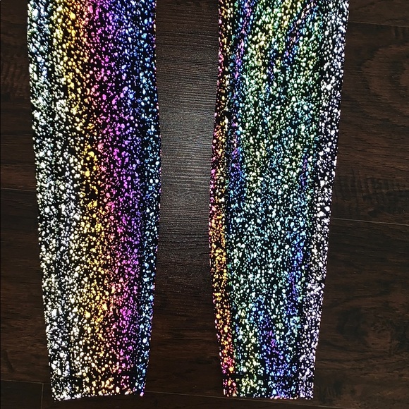Lululemon Rainbow Reflective Seawheeze Speed Tight - Picture 2 of 7